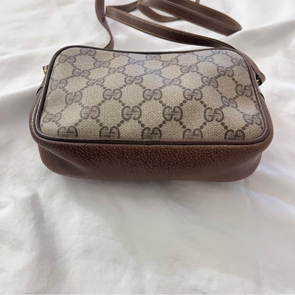 Vintage Gucci Sling Bag Classic Sherryline Monogram Preowned - Picture 6 of 11
